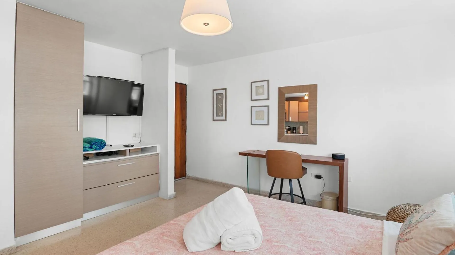 Modern & Cozy Studio In The Heart Of Isla Verde San Juan